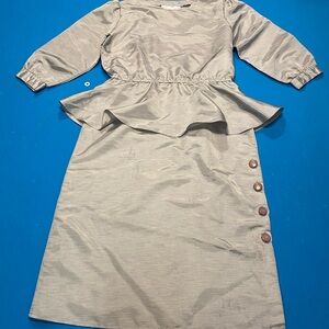 Elegant Gray Peplum Dress with Button Detail